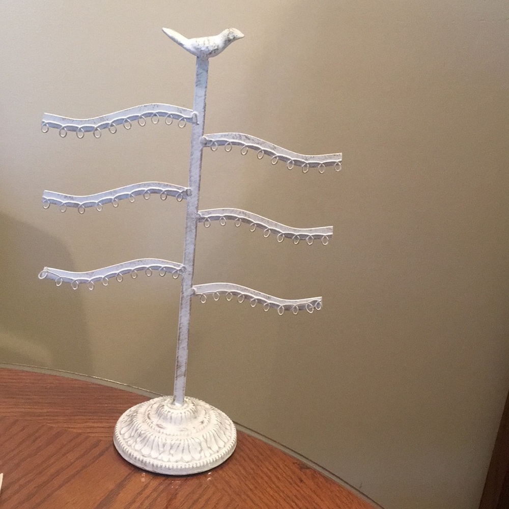 Earring hanger